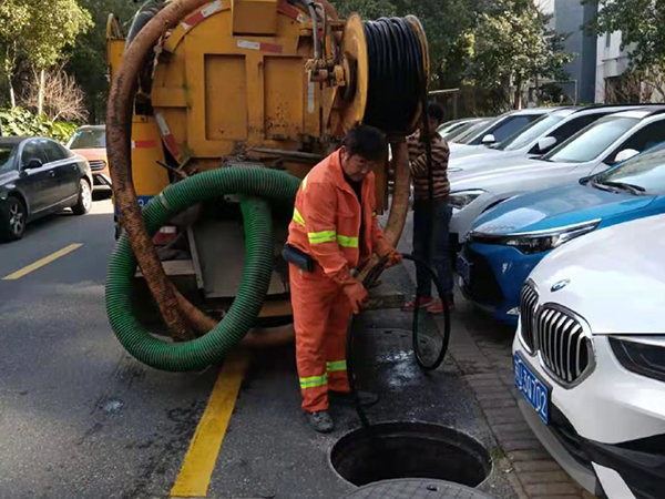 龙文排污管道清淤